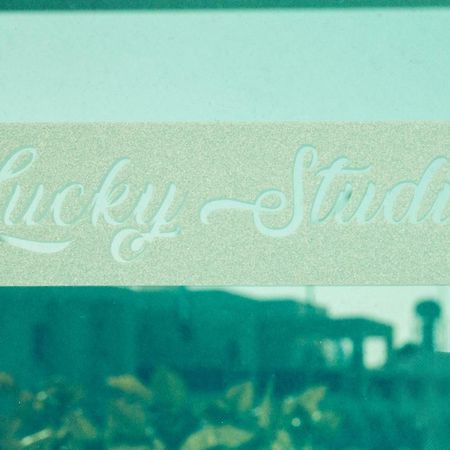 パラリムニLucky 2アパートメント エクステリア 写真